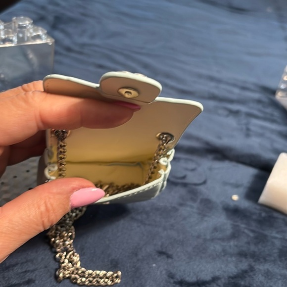 CHAN3L INSPIRED Mini Baby Blue Miniature Handbag Keychain - Picture 4 of 5